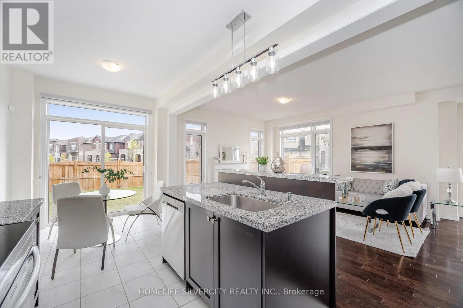 1 ARMILIA PLACE