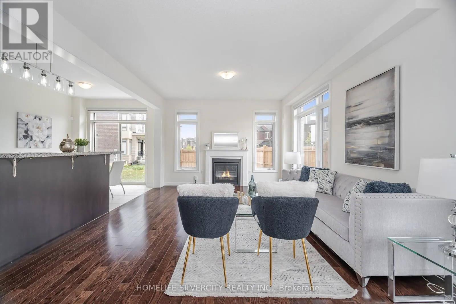 1 ARMILIA PLACE
