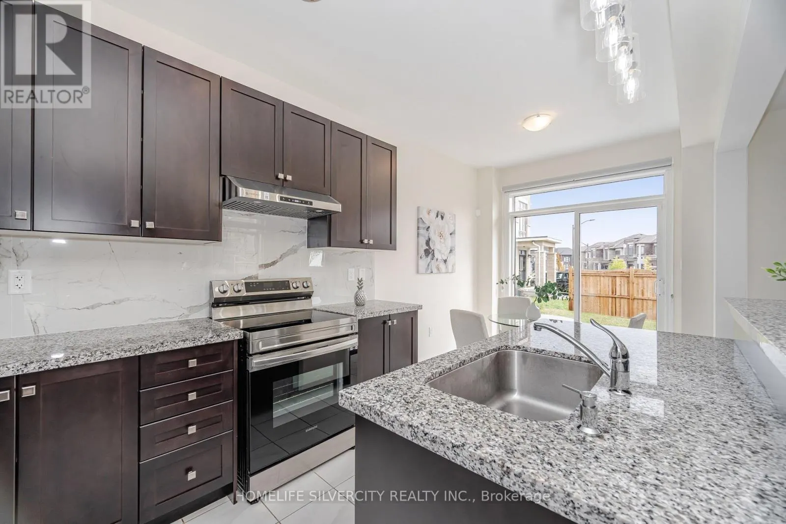 1 ARMILIA PLACE