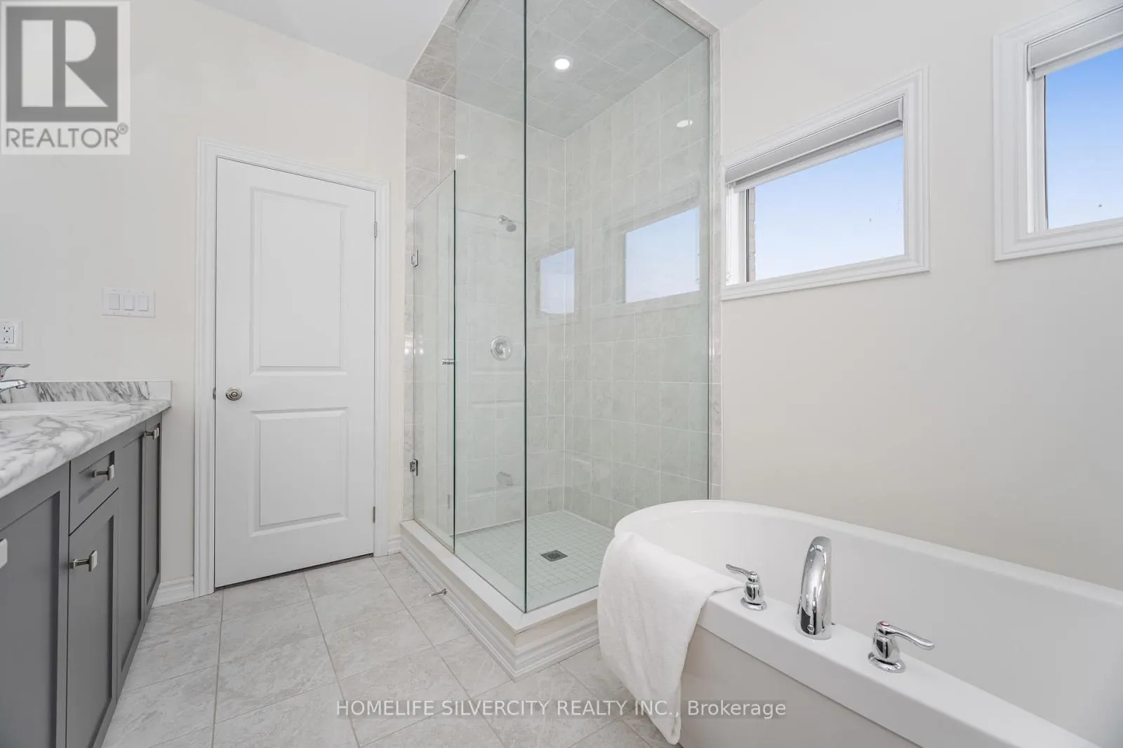 1 ARMILIA PLACE