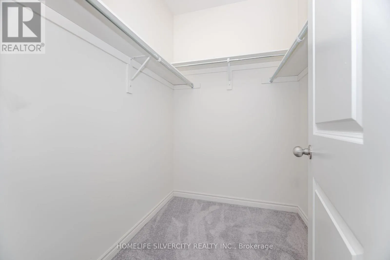 1 ARMILIA PLACE