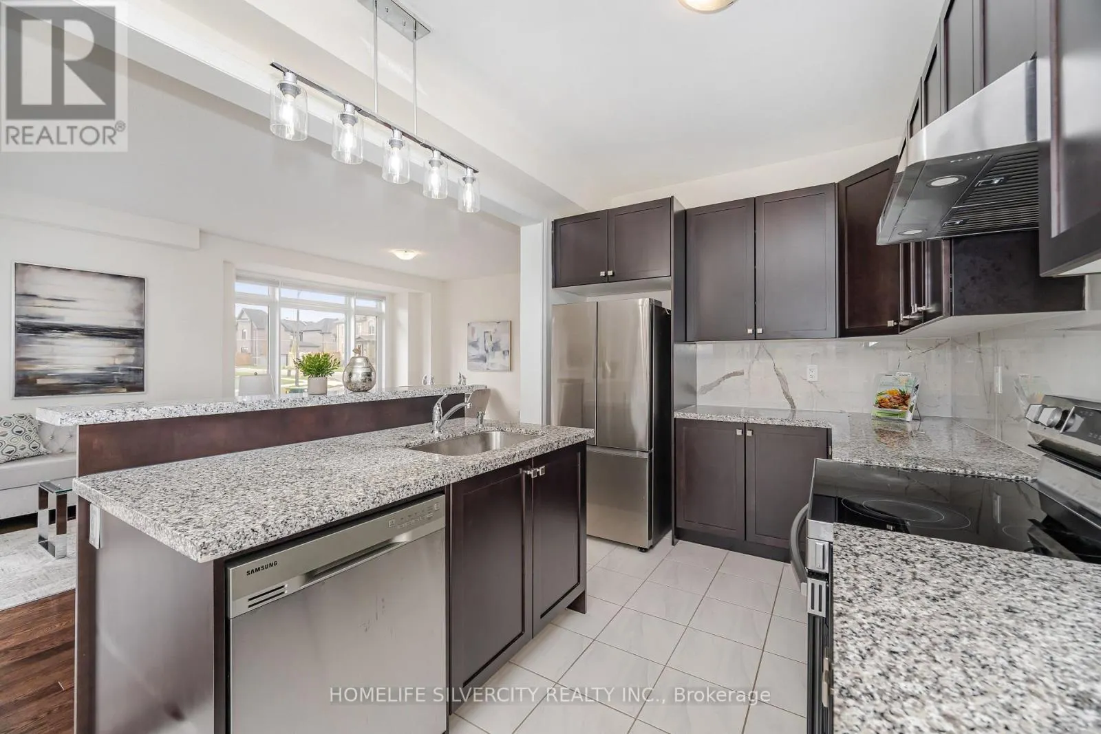 1 ARMILIA PLACE