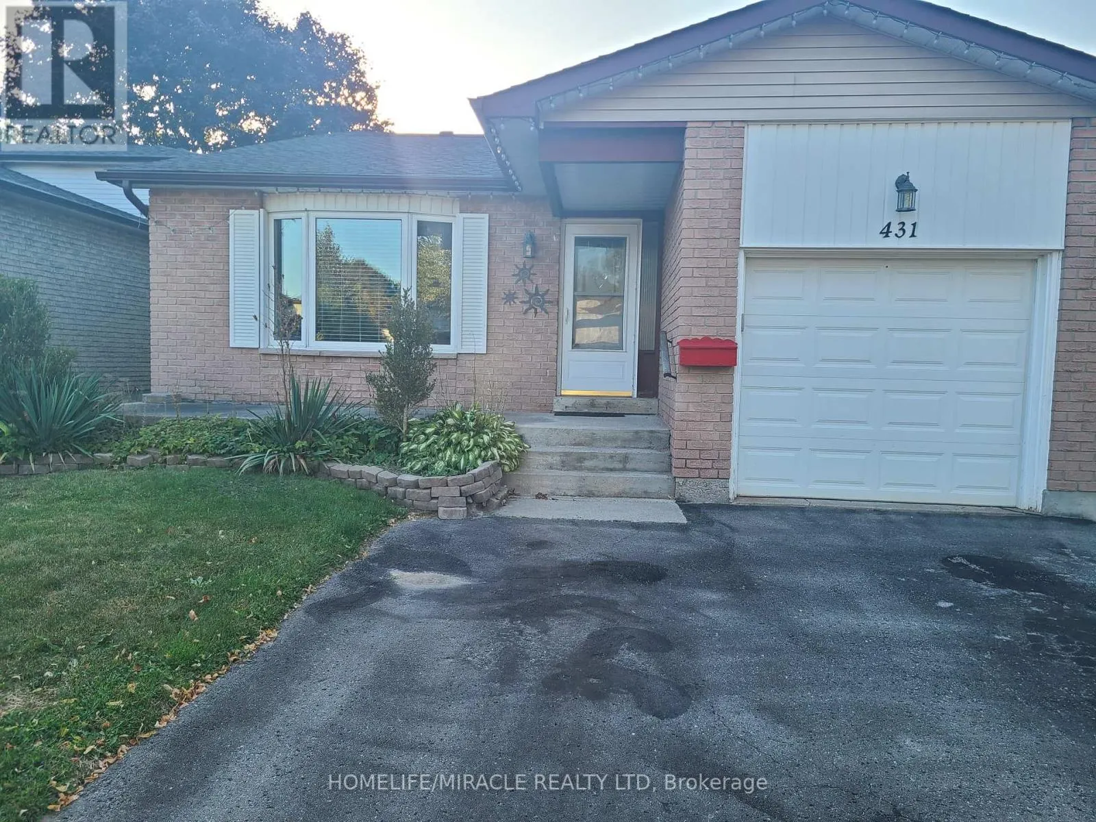 431 GRANGE COURT