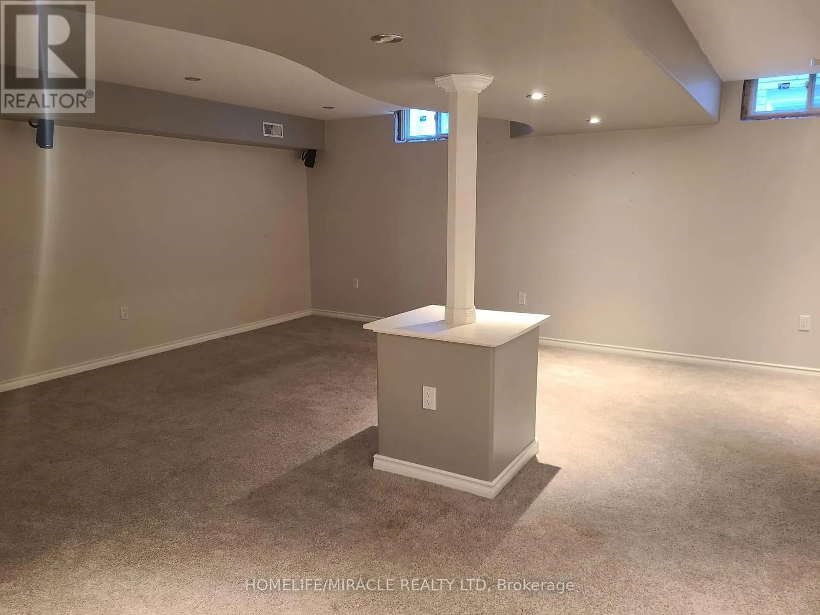 431 GRANGE COURT