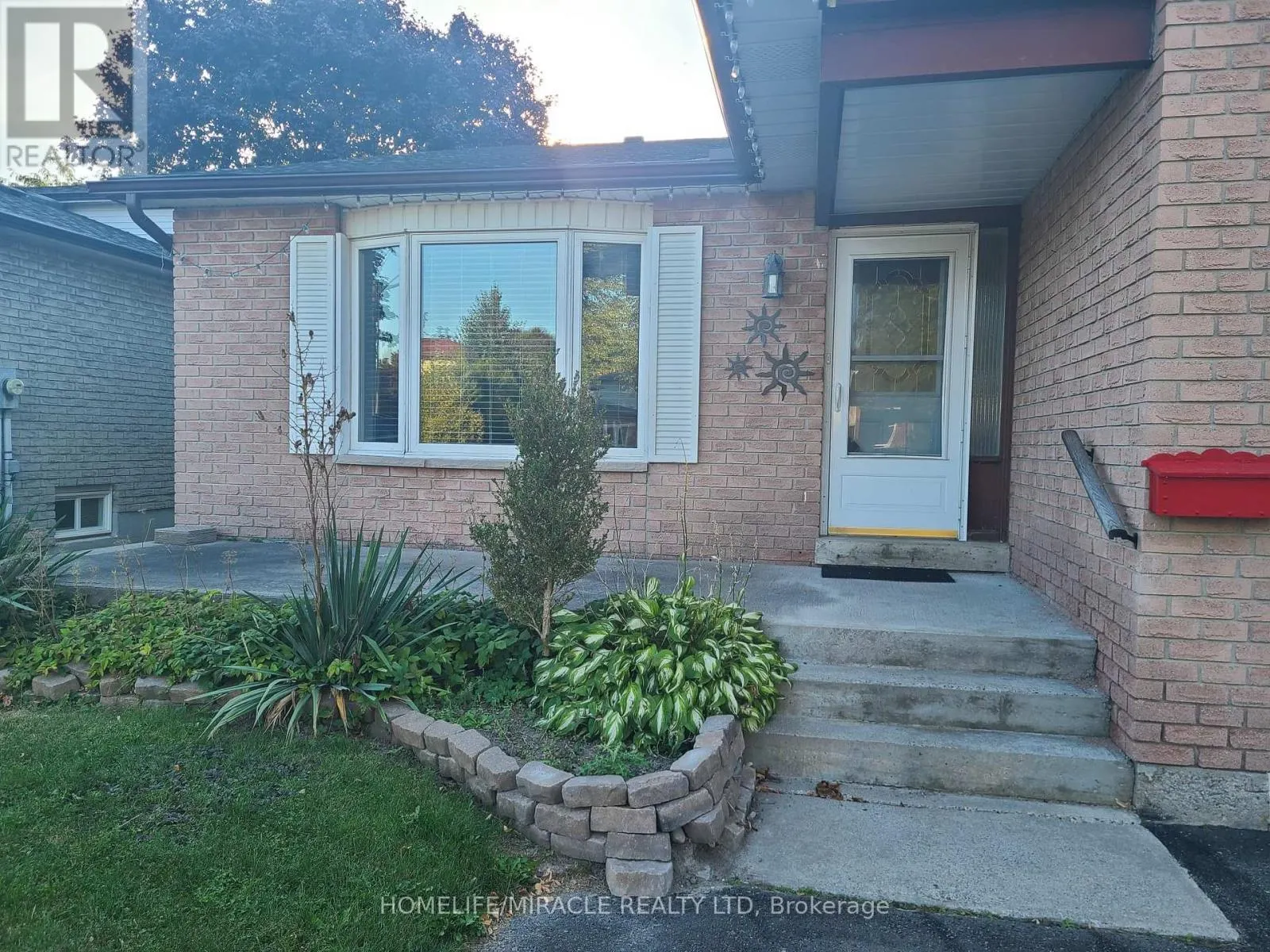431 GRANGE COURT