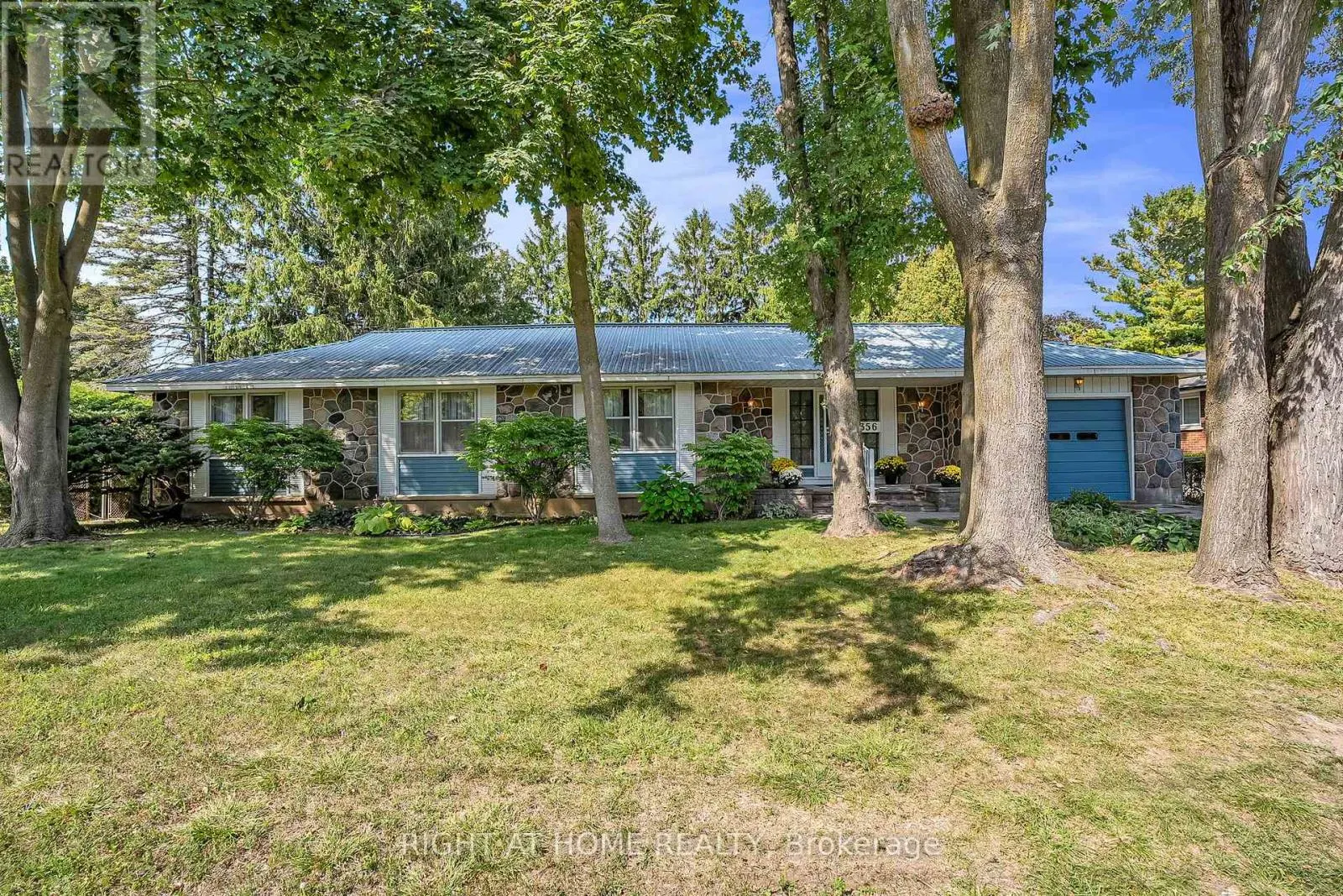 356 CONLIN ROAD E