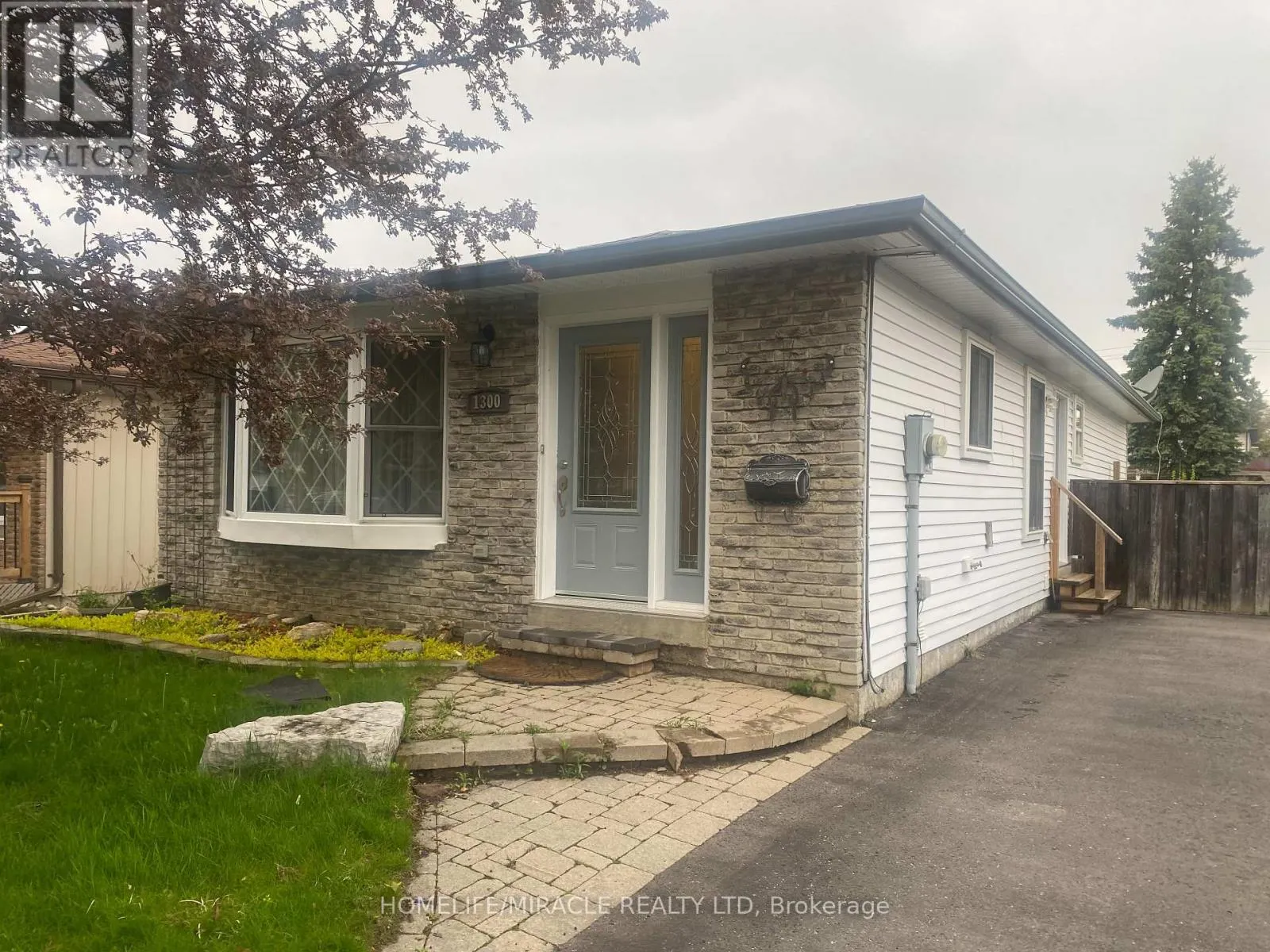 1300 BELAIR CRESCENT