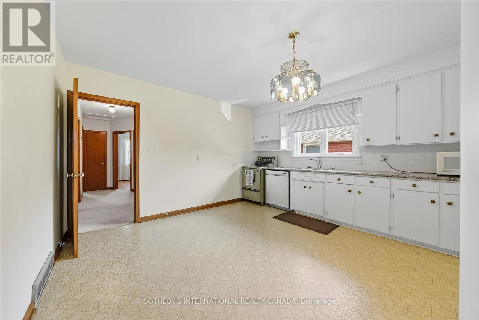 179 CROMWELL AVENUE