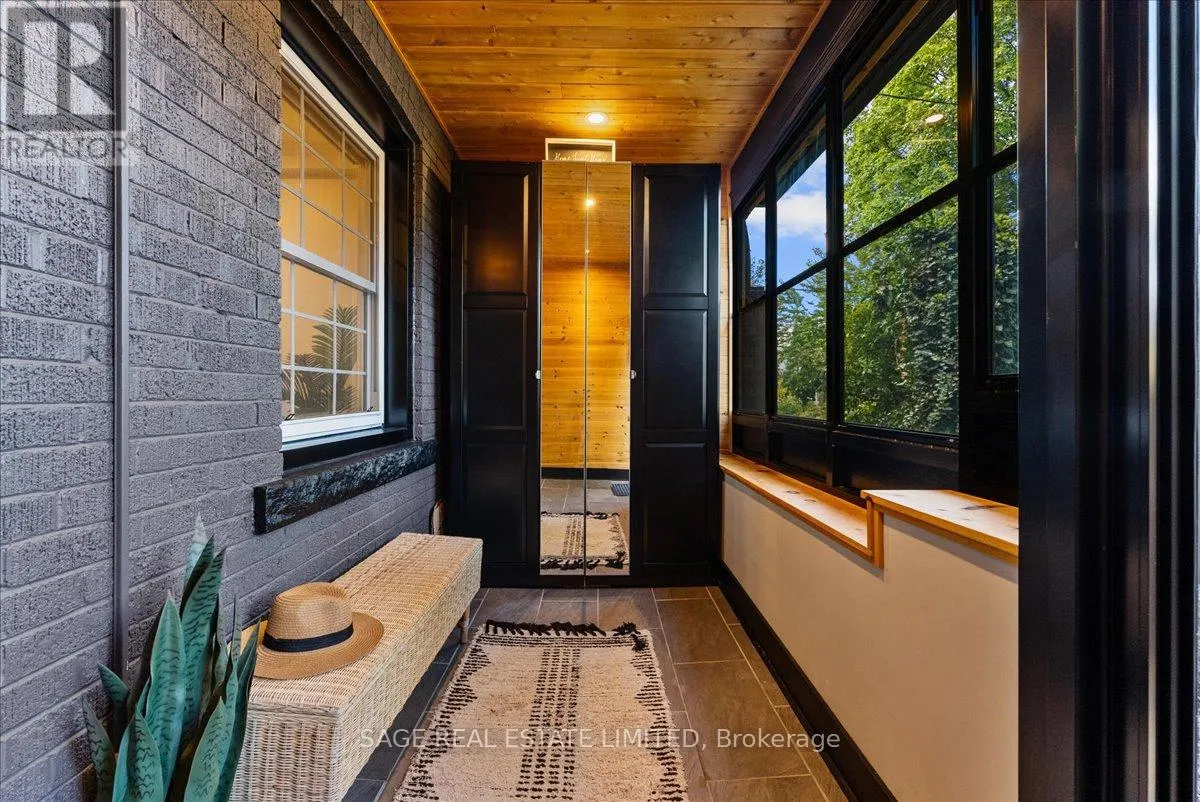 93 WOODROW AVENUE
