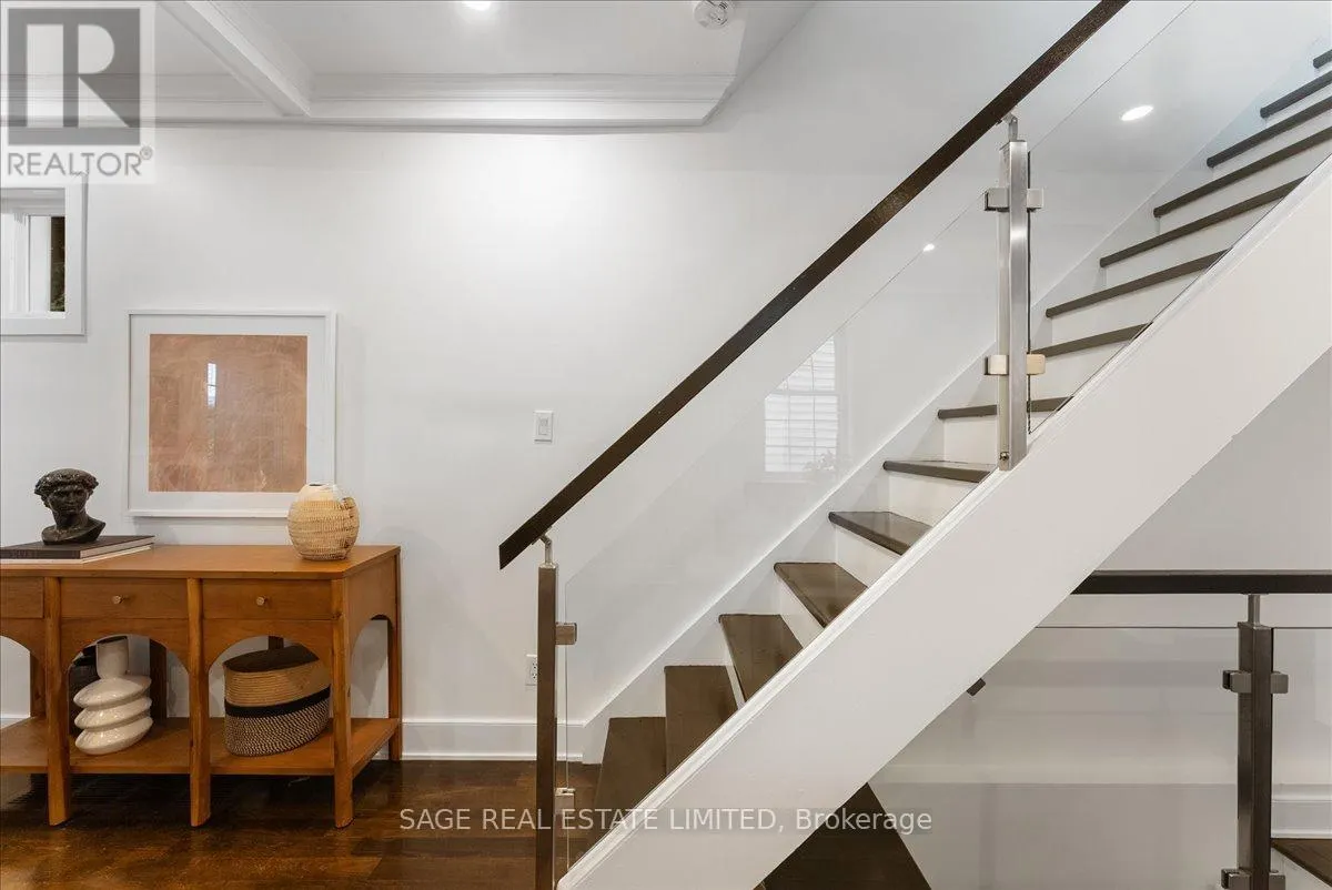 93 WOODROW AVENUE
