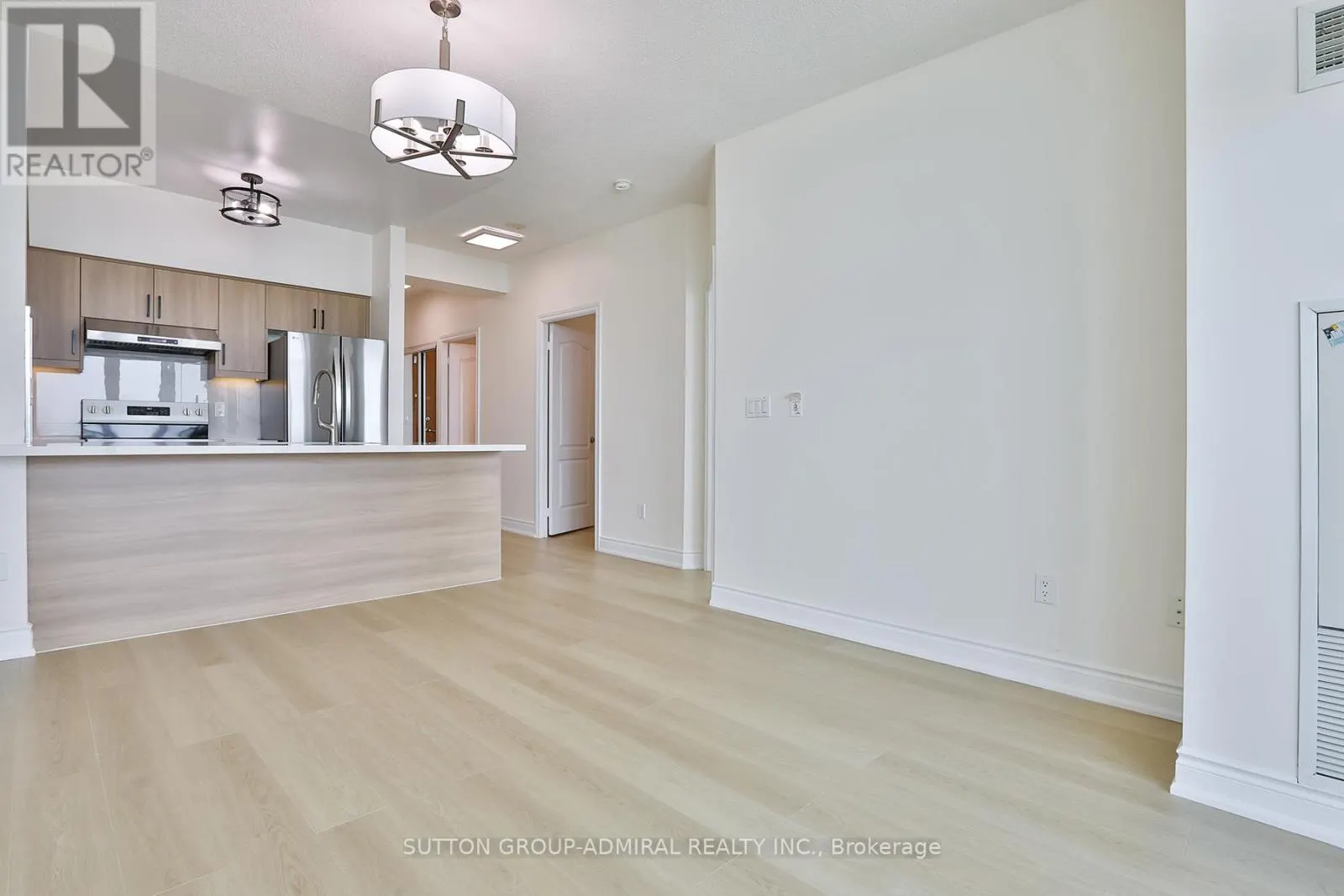 PH3504 - 60 BRIAN HARRISON WAY