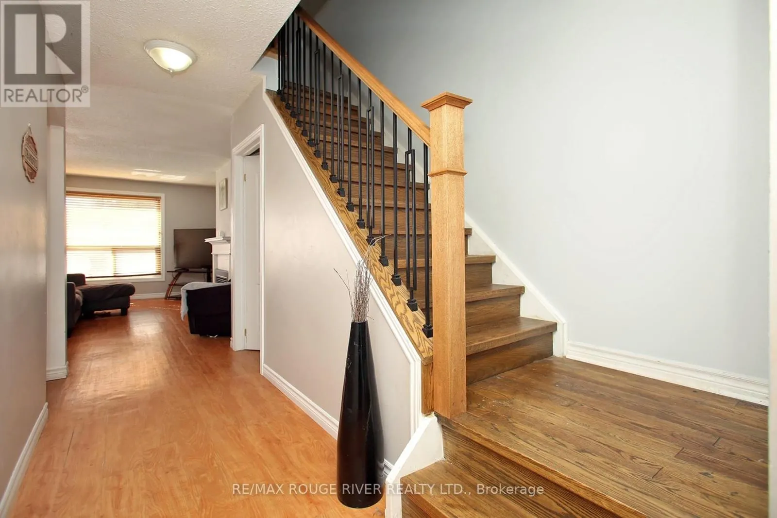 15 - 1330 TROWBRIDGE DRIVE