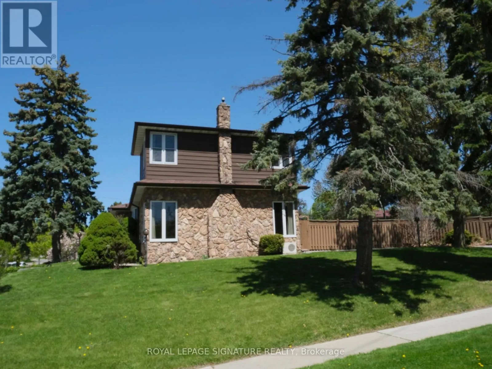 1 KENCLIFF CRESCENT