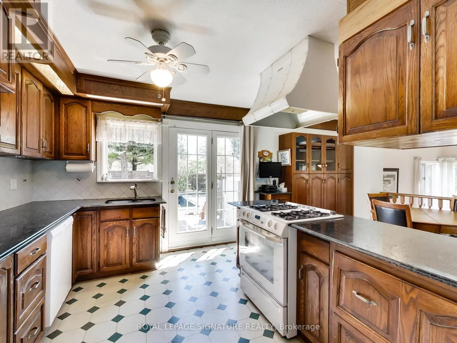 1 KENCLIFF CRESCENT