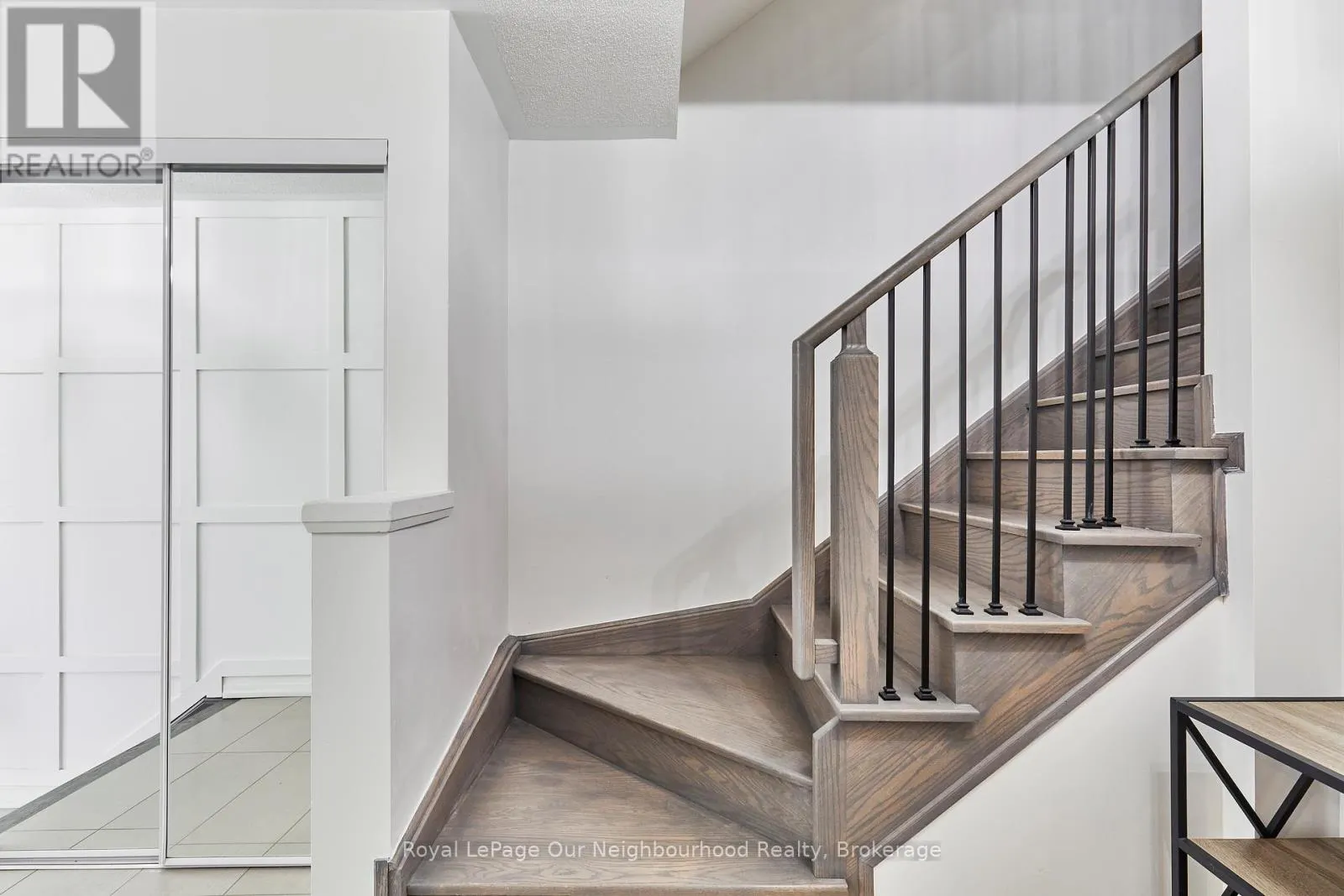 28 CLARINGTON BOULEVARD