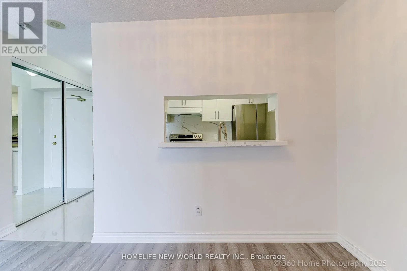 1006 - 2550 LAWRENCE AVENUE