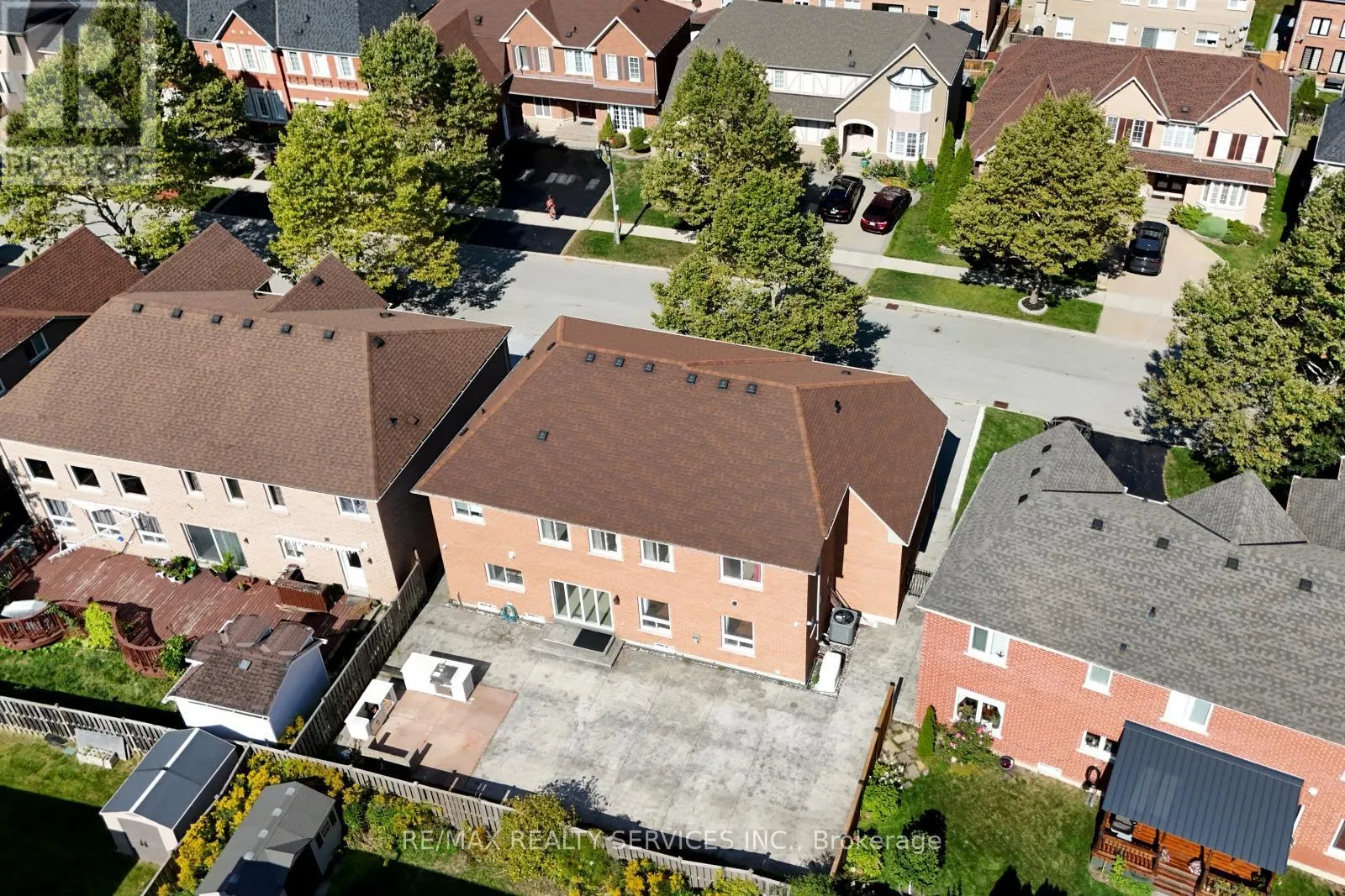 17 BALLANTYNE DRIVE