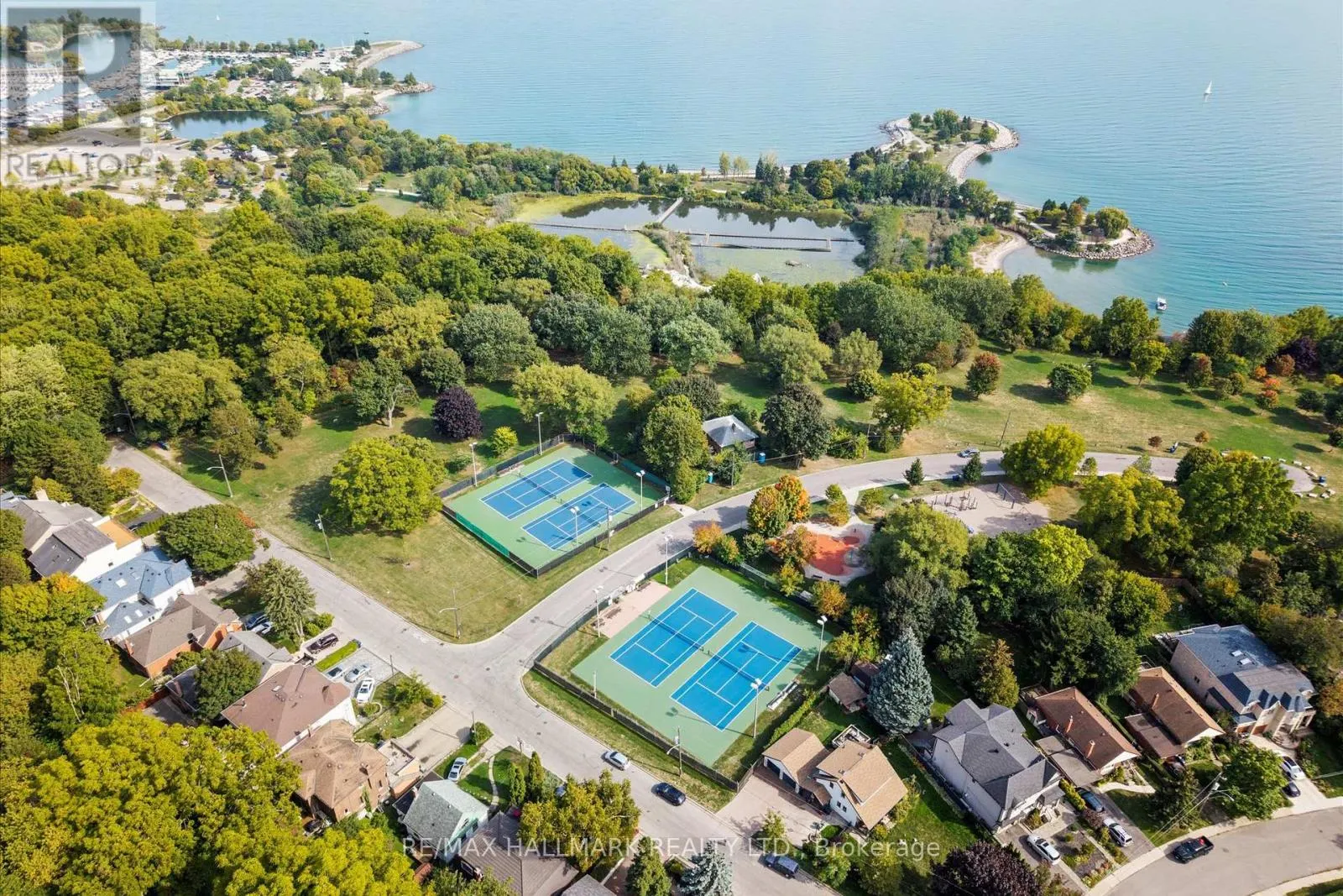5 EAST HAVEN DRIVE