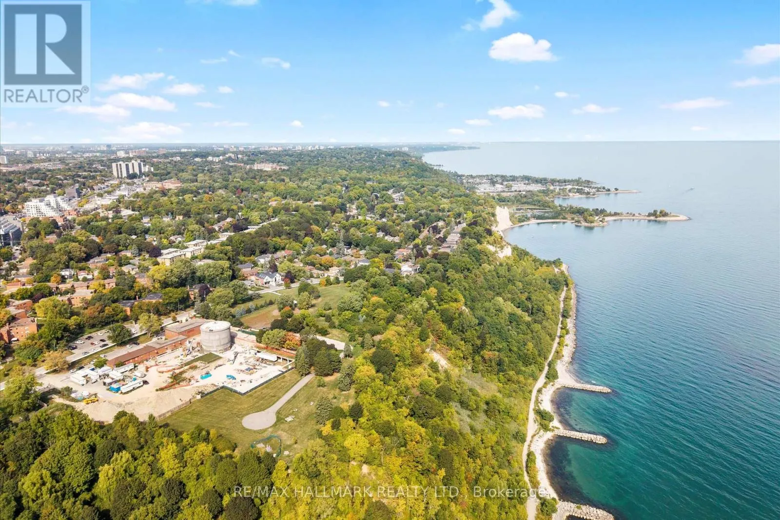 5 EAST HAVEN DRIVE