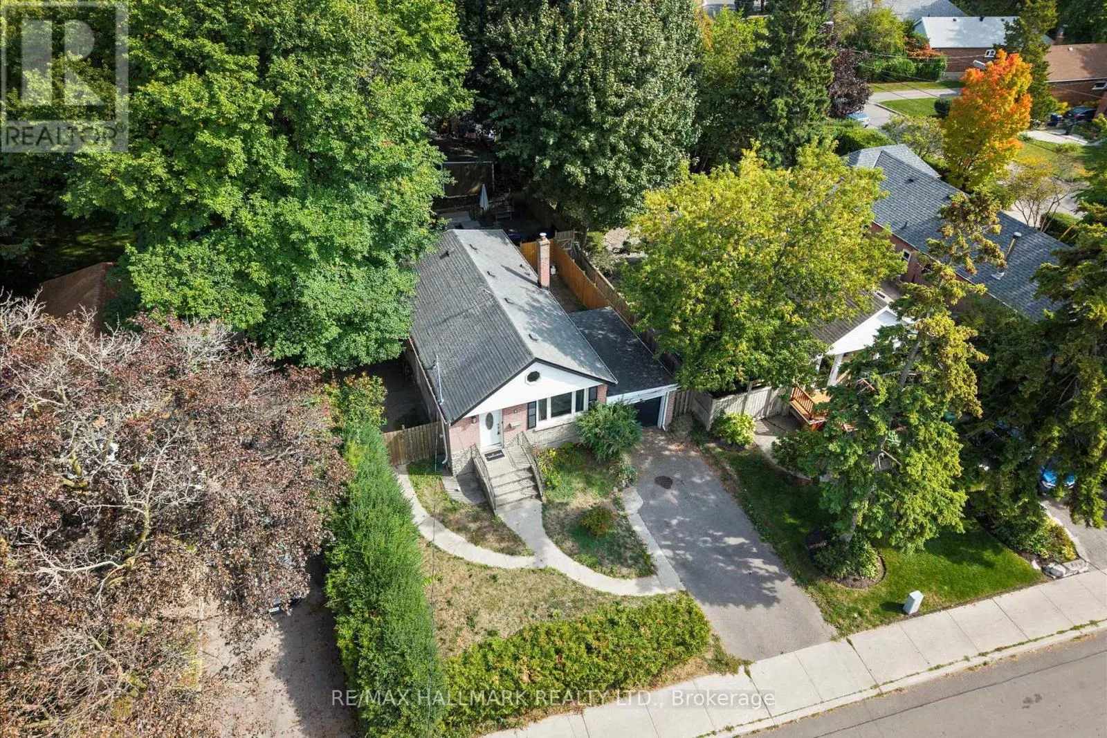 5 EAST HAVEN DRIVE
