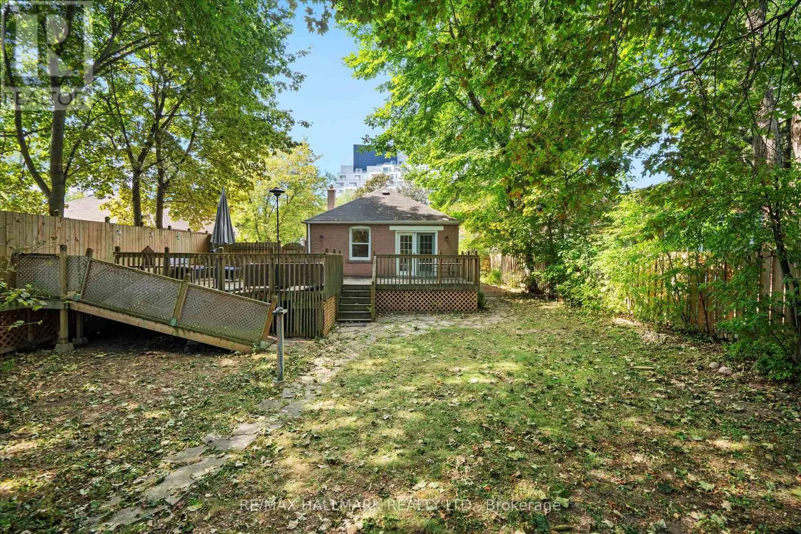 5 EAST HAVEN DRIVE