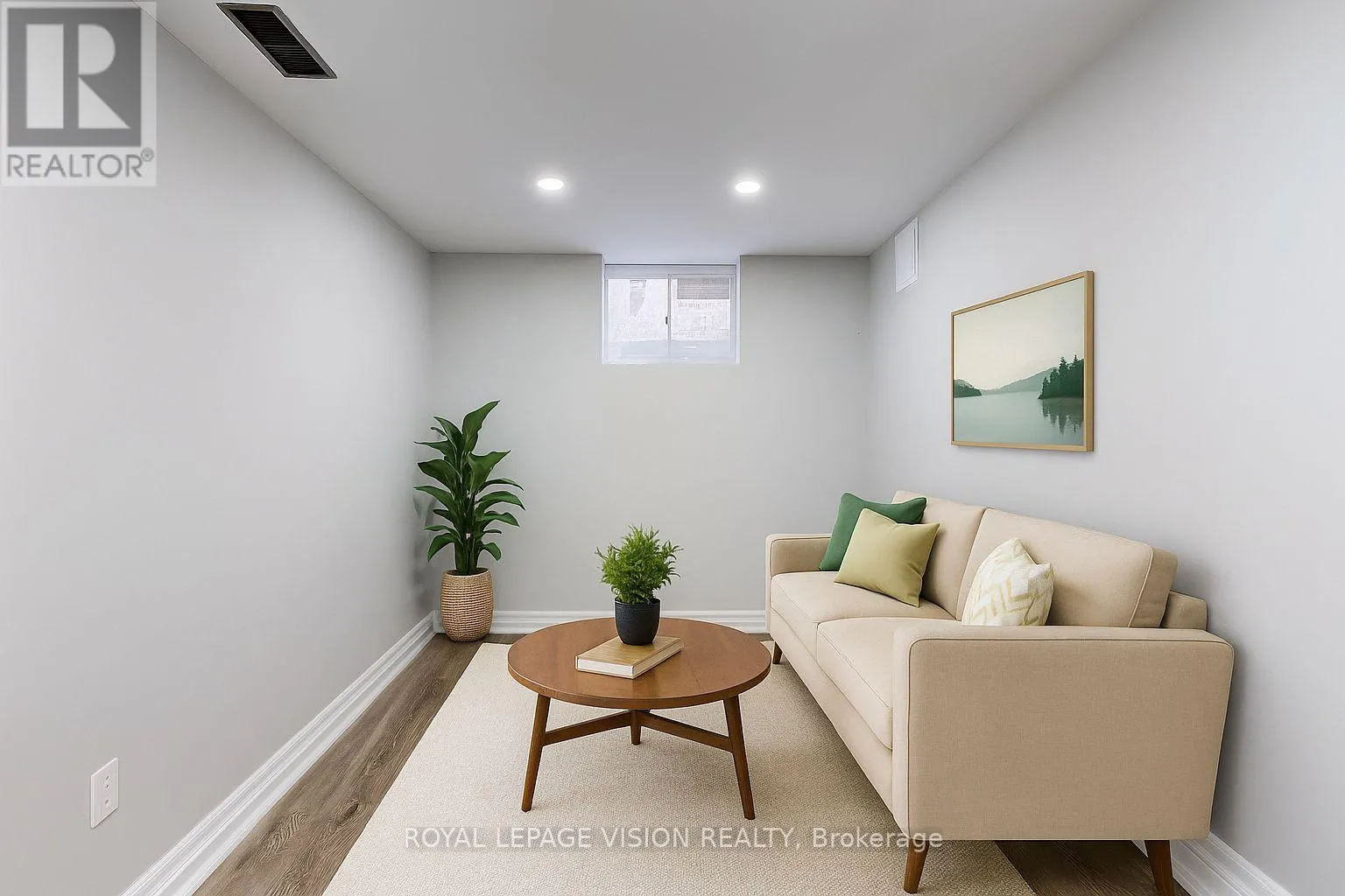 27 WESTCROFT DRIVE