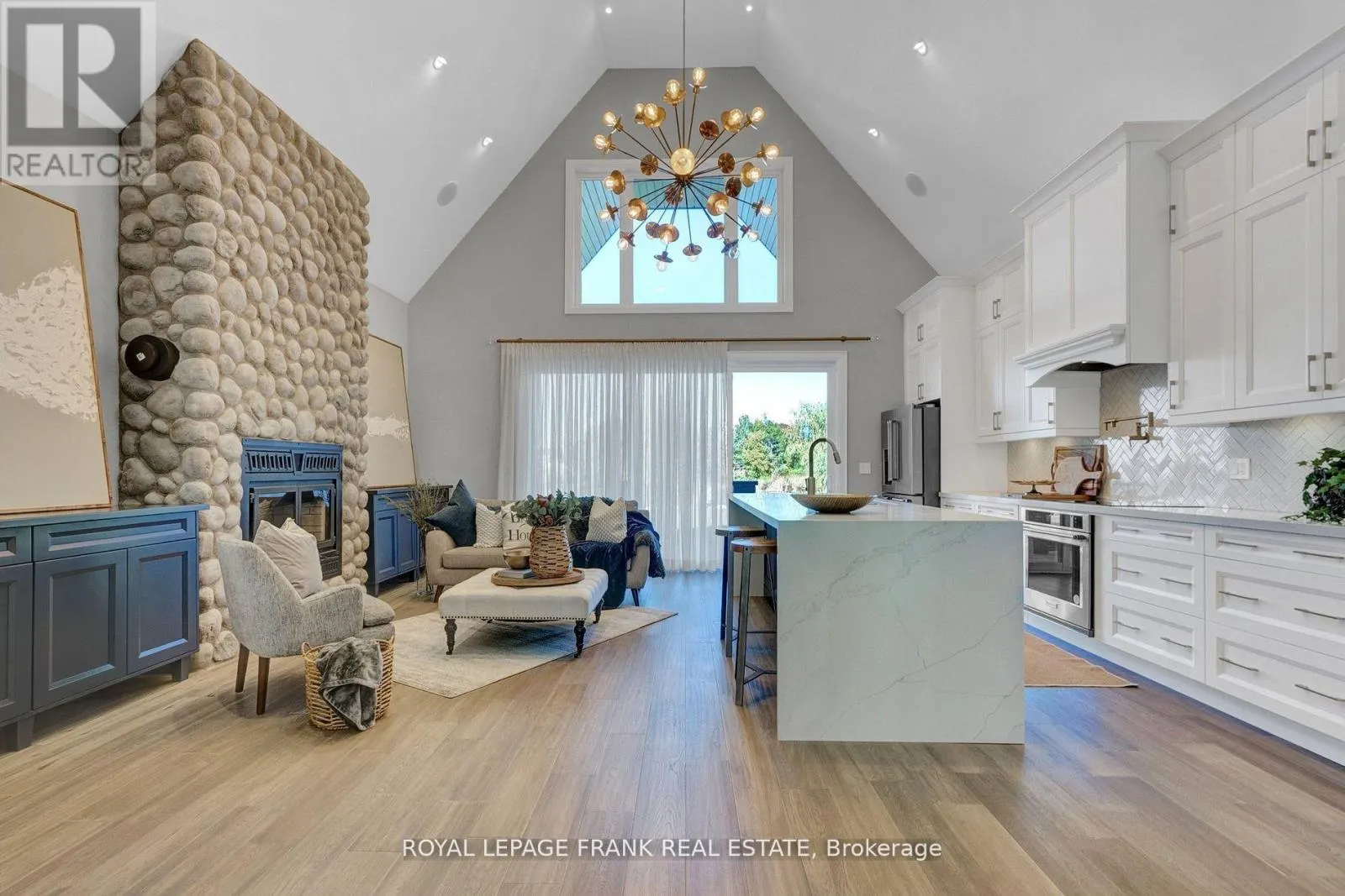 548 VIEW LAKE ROAD