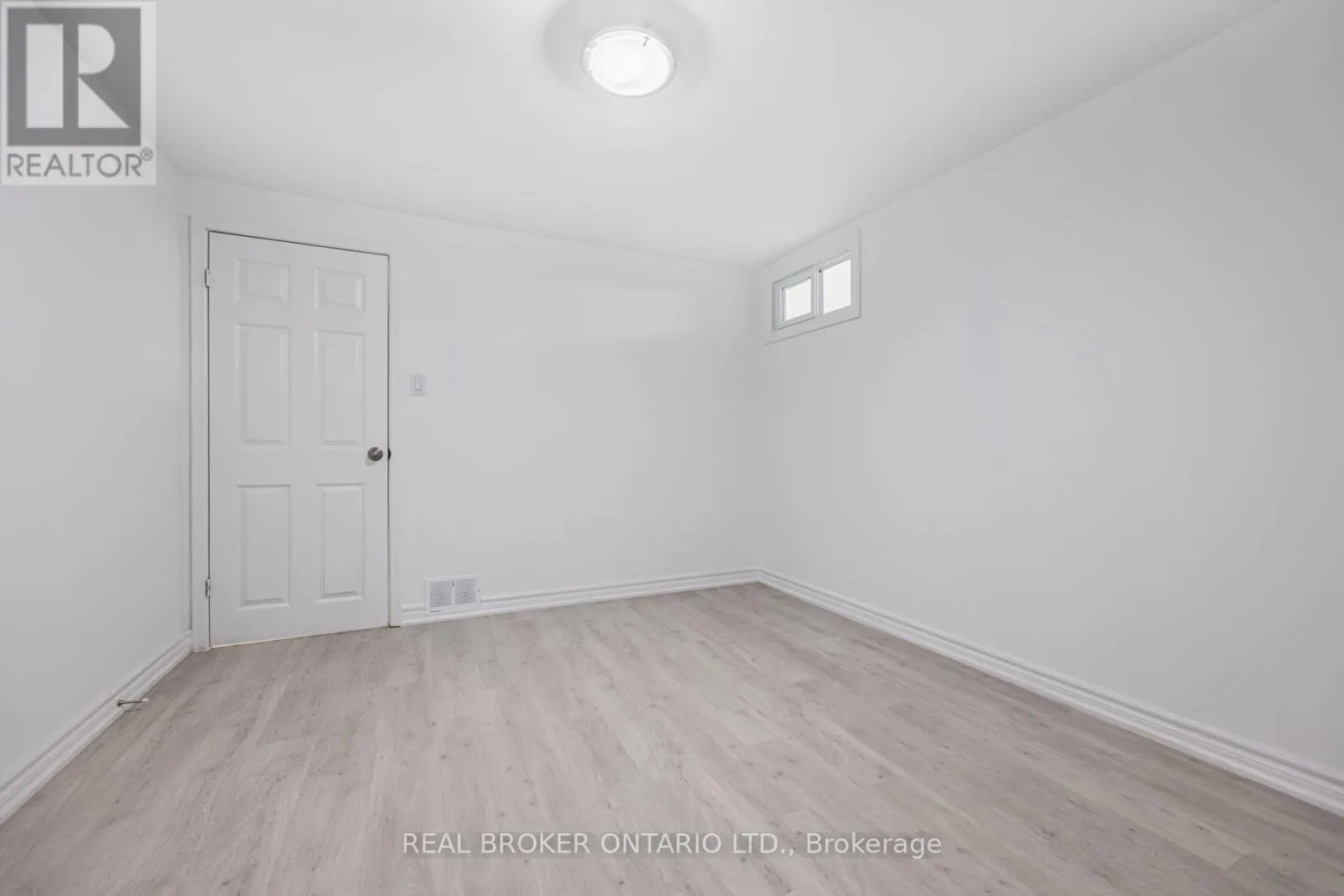 BSMT - 18 SHROPSHIRE DRIVE