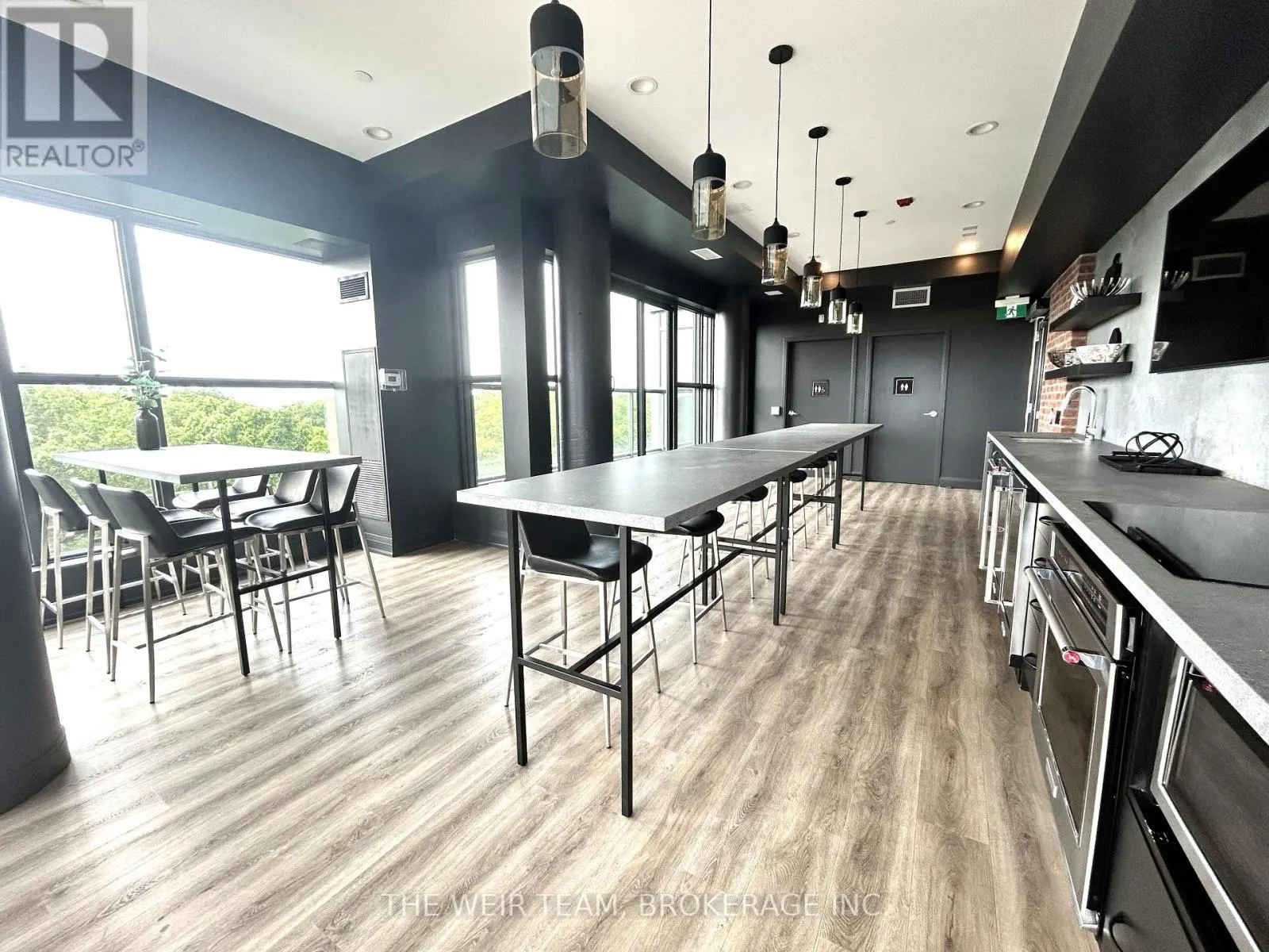 101 - 1400 KINGSTON ROAD