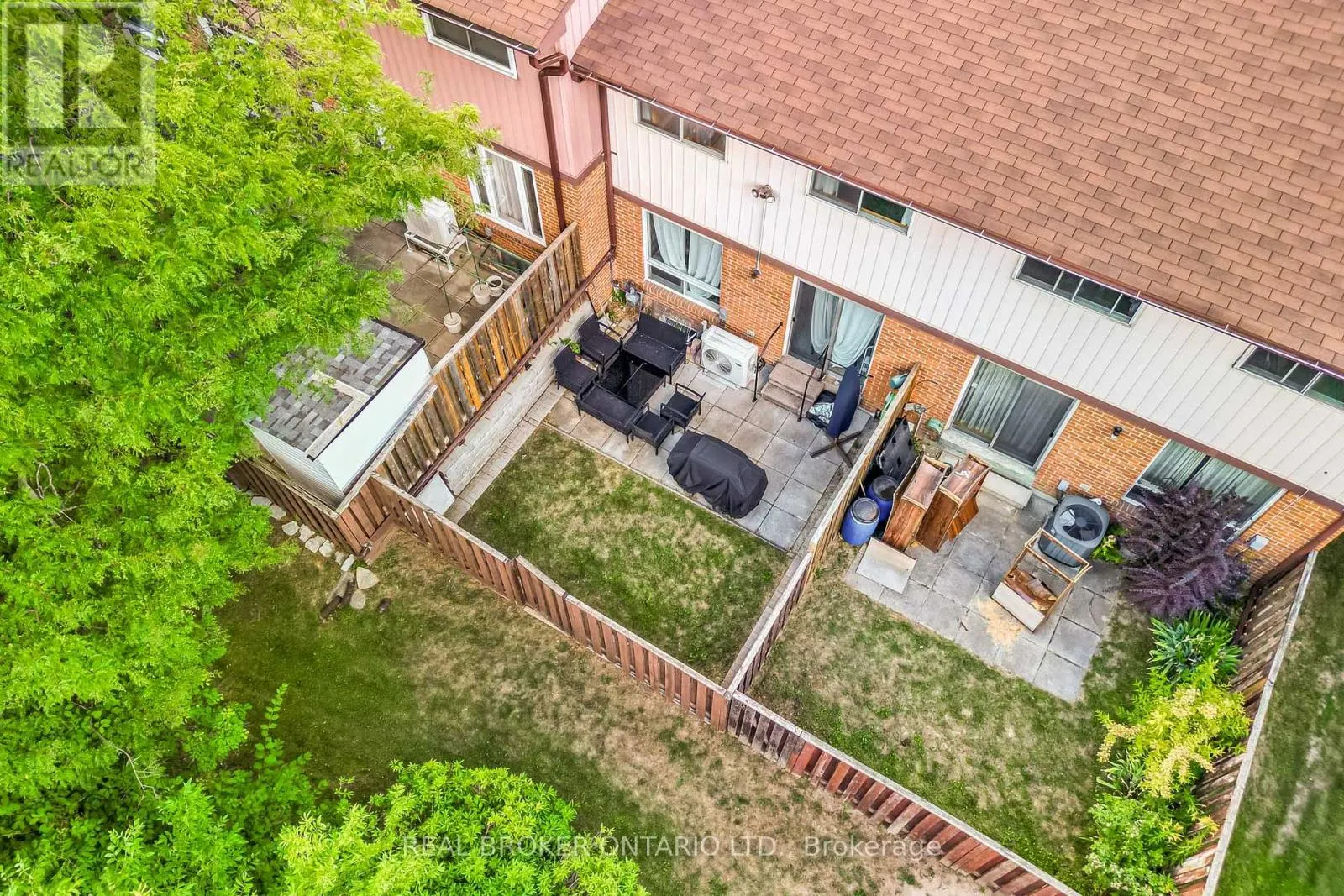 20 - 30 DUNDALK DRIVE