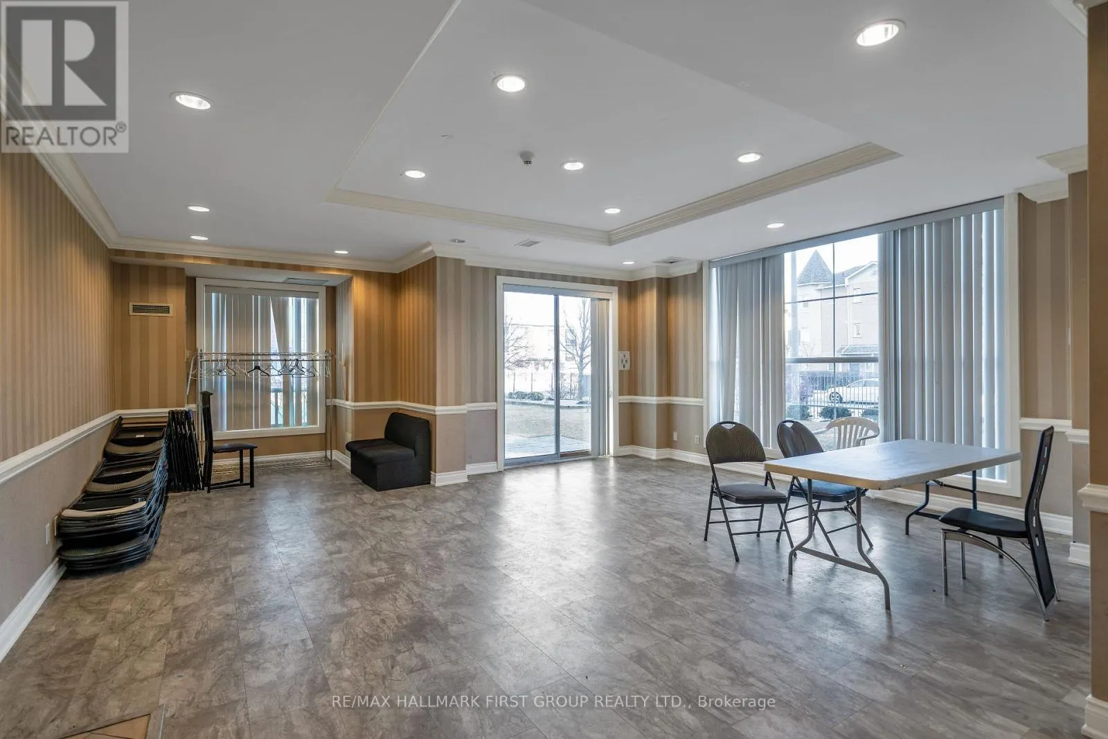 15A - 6 ROSEBANK DRIVE