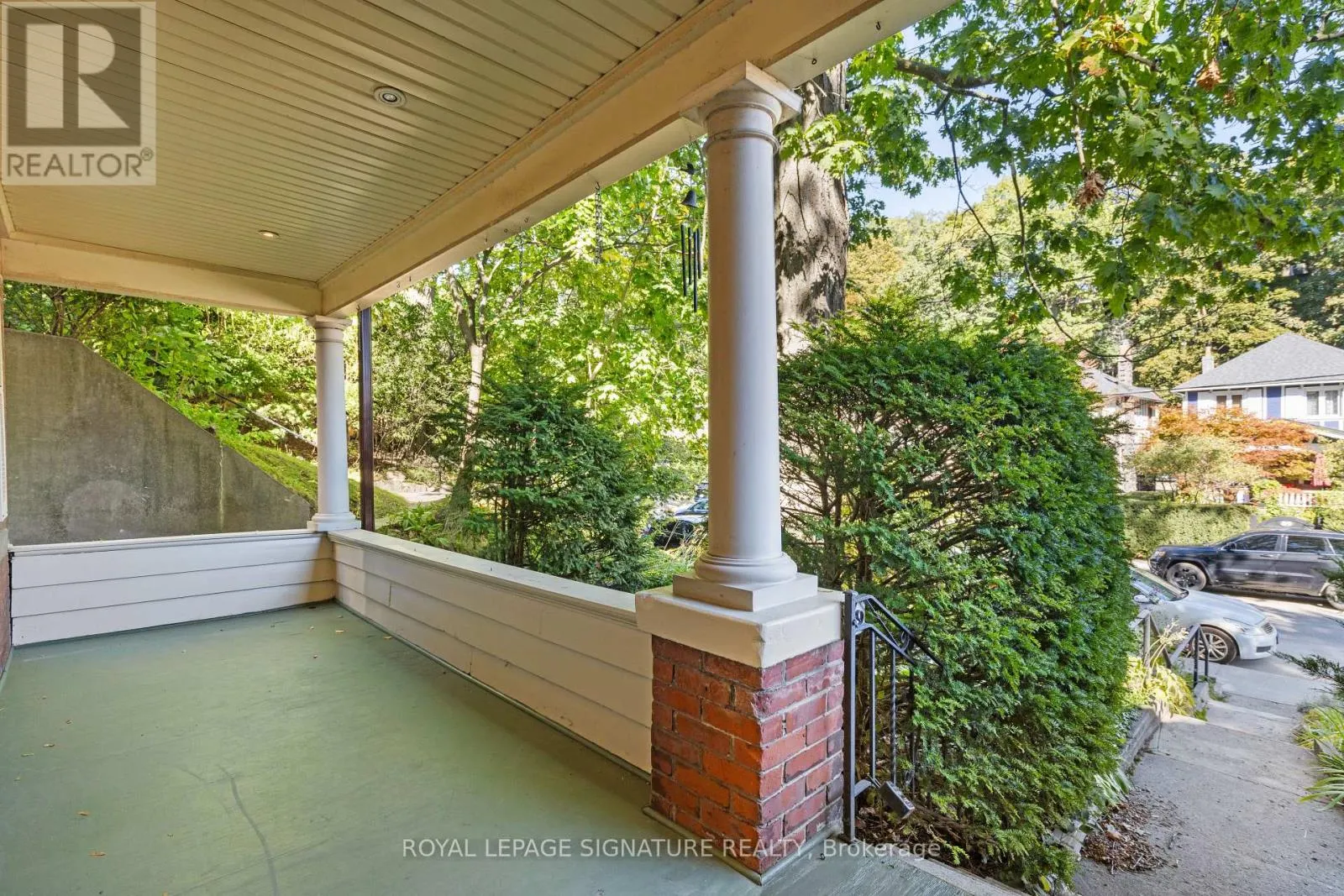 90 NEVILLE PARK BOULEVARD