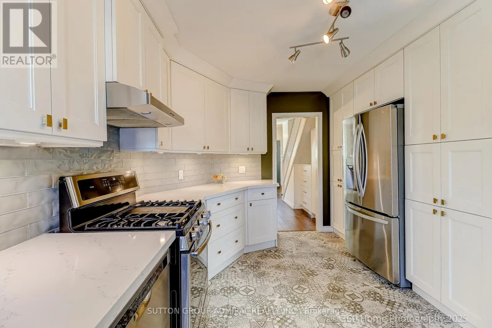 93 COADY AVENUE