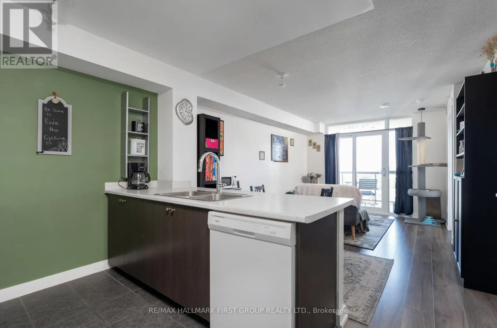 613 - 8 TRENT AVENUE, #613
