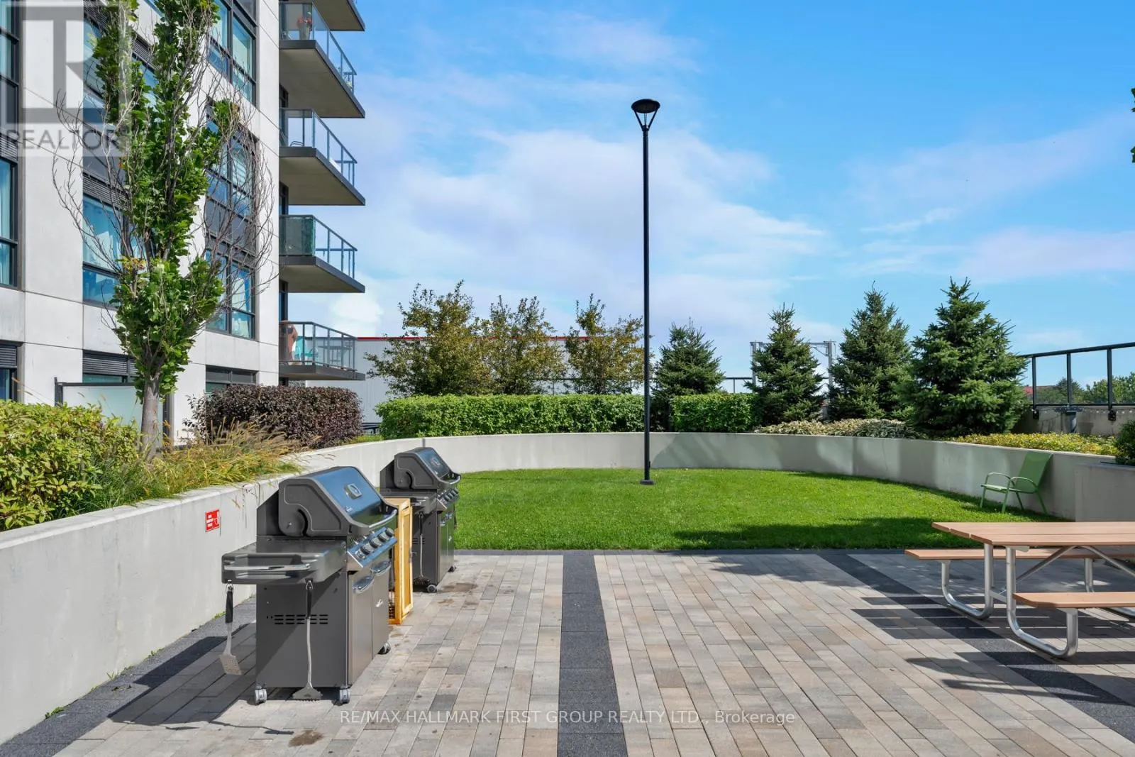 613 - 8 TRENT AVENUE, #613