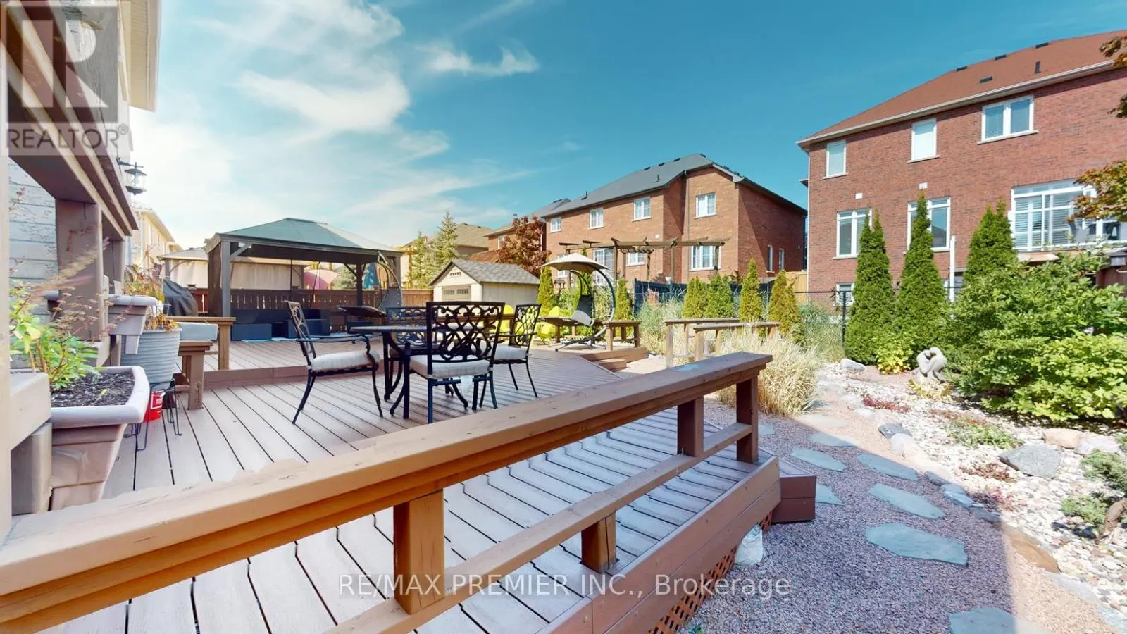 2307 PILGRIM SQUARE