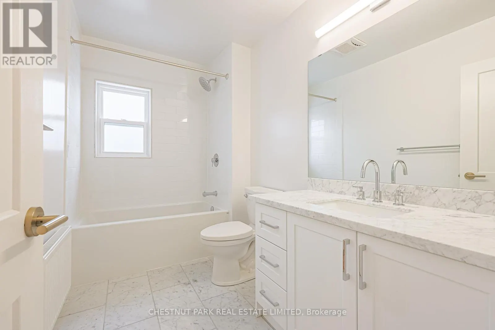 136 DONLANDS AVENUE
