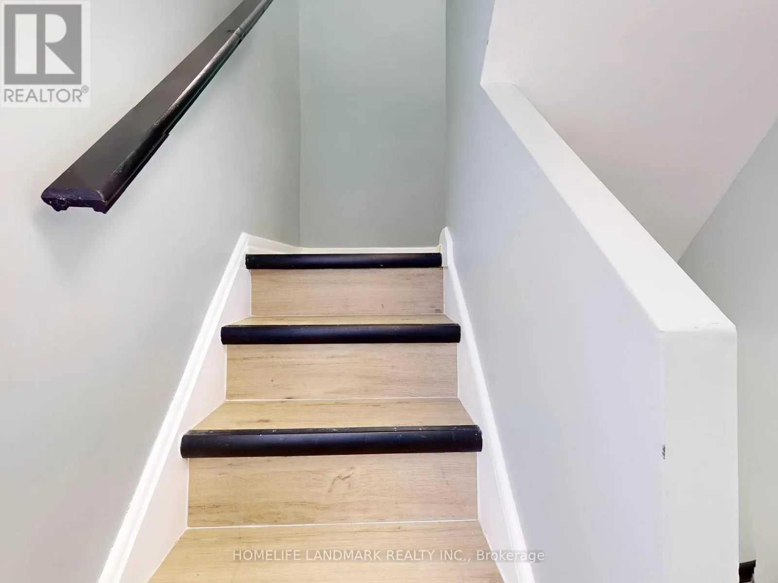 24 KEWBEACH AVENUE