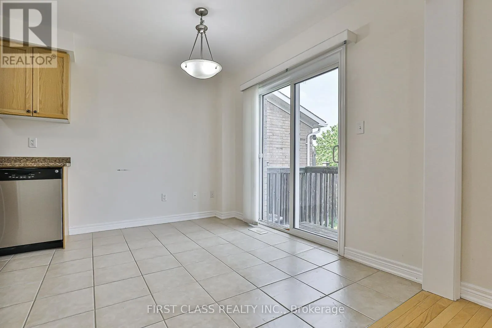 35 KIRKLAND PLACE