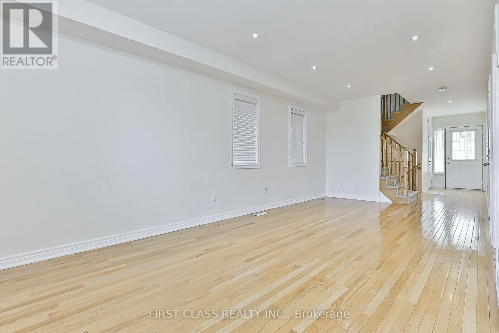 35 KIRKLAND PLACE