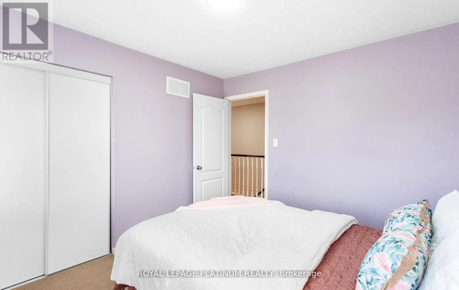 4 SKIPPERHILL CRESCENT