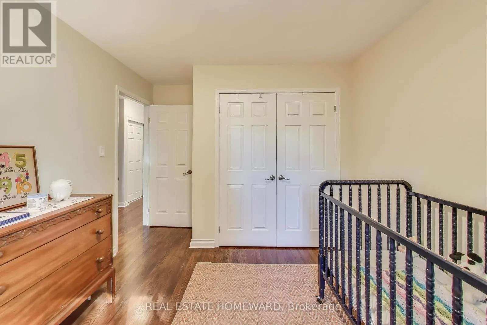 9 - 25 WHITECAP BOULEVARD