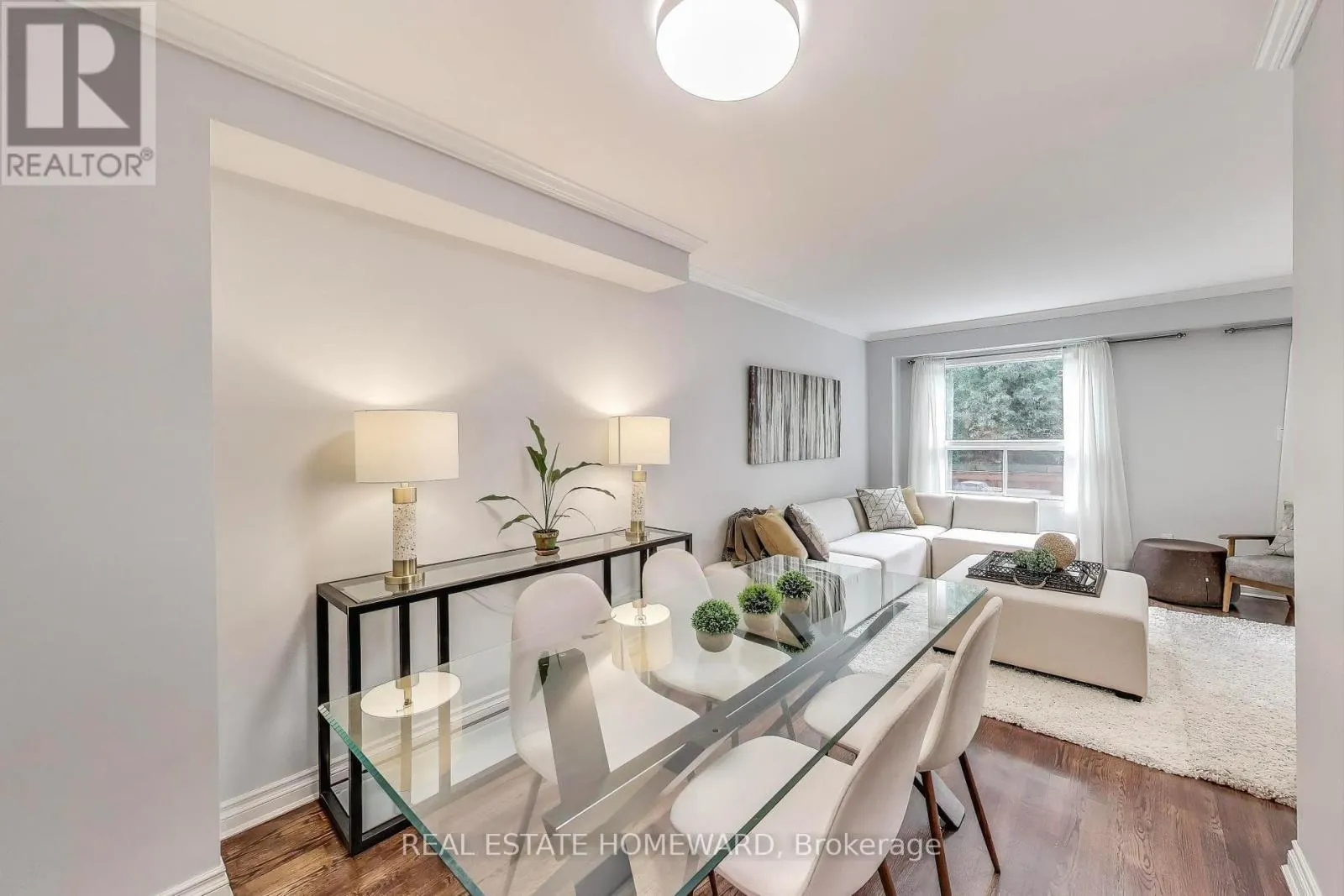 9 - 25 WHITECAP BOULEVARD