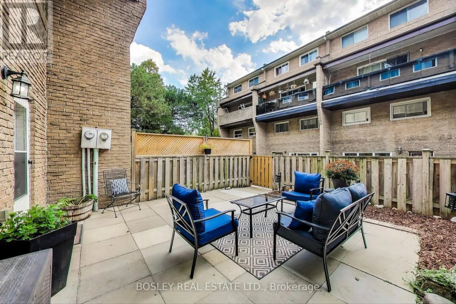 21 - 91 MUIR DRIVE