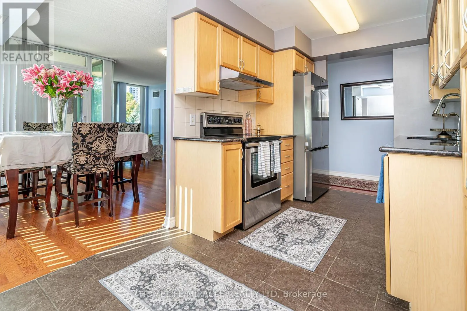 309 - 88 GRANGEWAY AVENUE