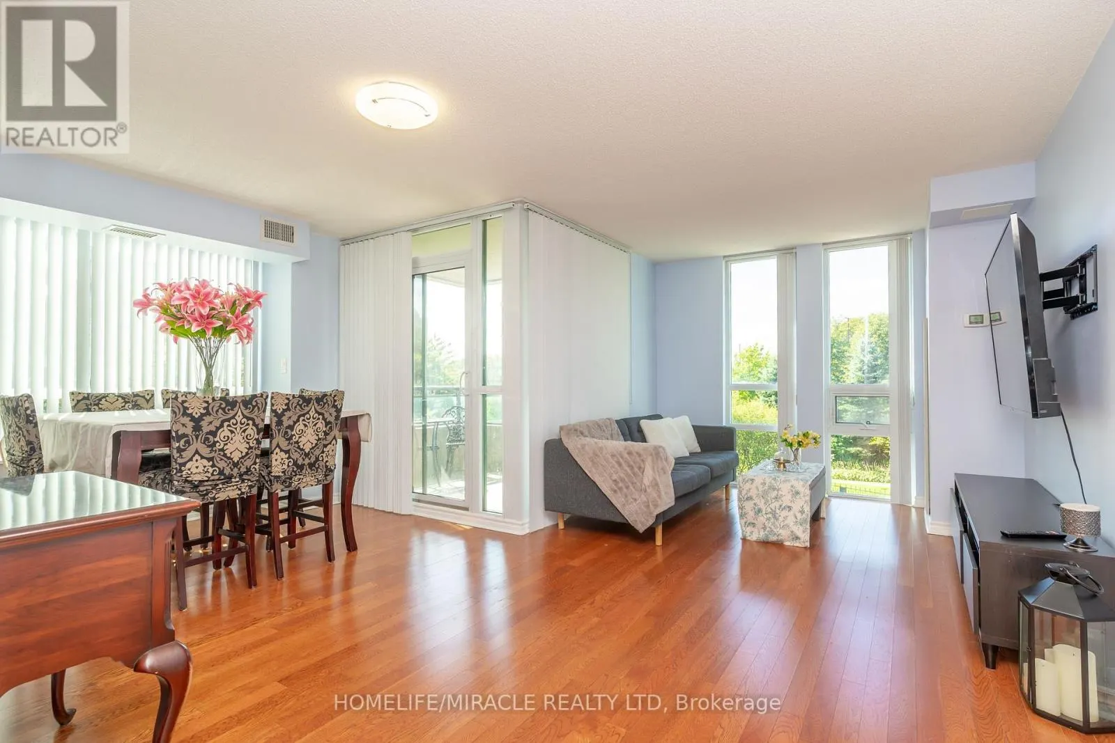 309 - 88 GRANGEWAY AVENUE
