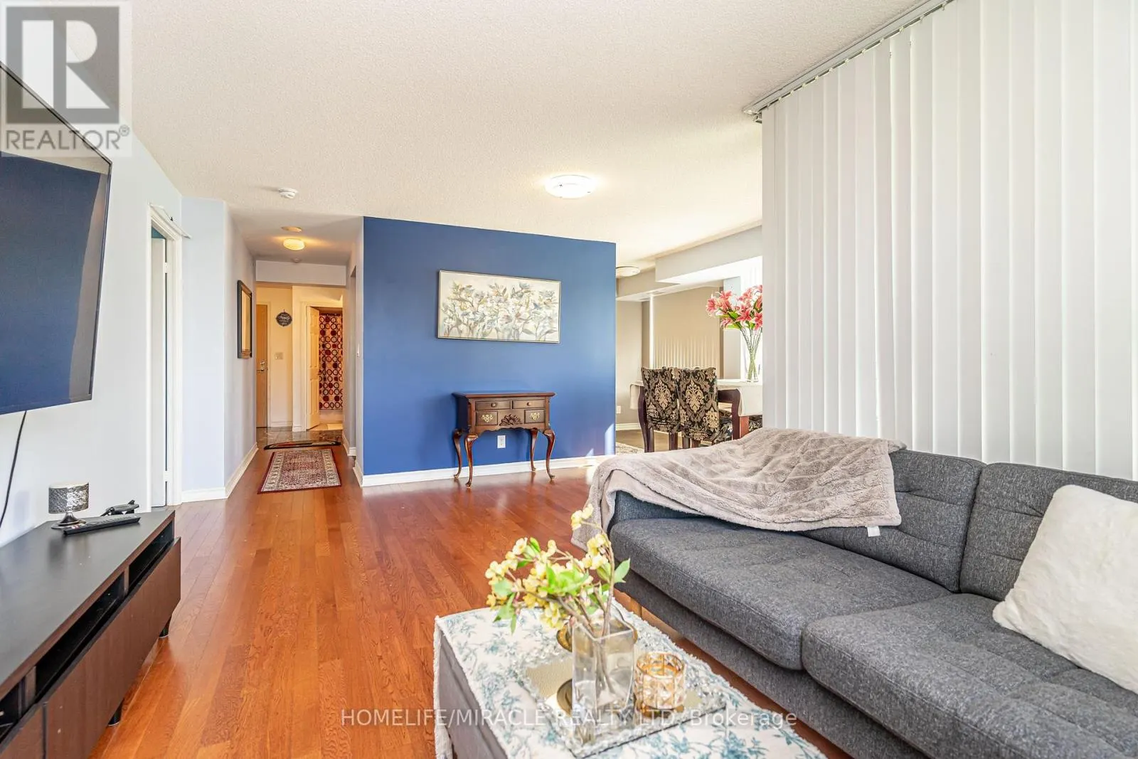 309 - 88 GRANGEWAY AVENUE