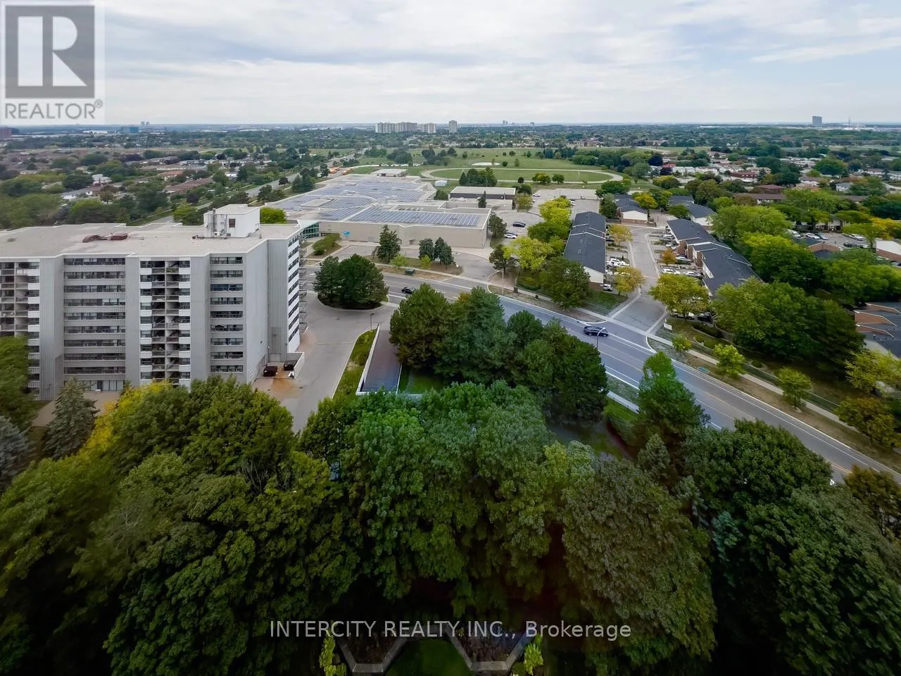 2102 - 2350 BRIDLETOWNE CIRCLE