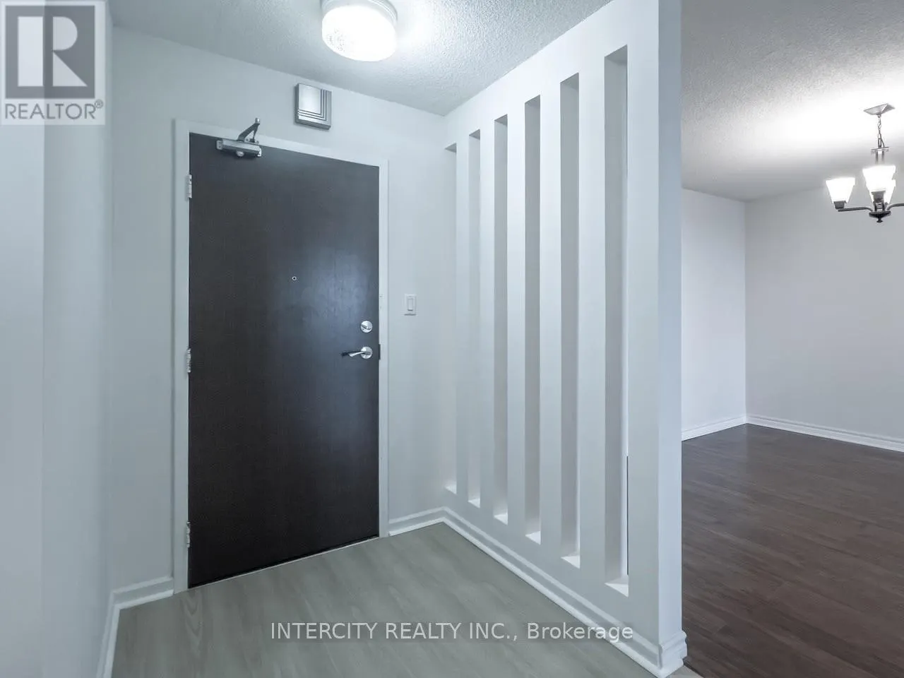 2102 - 2350 BRIDLETOWNE CIRCLE