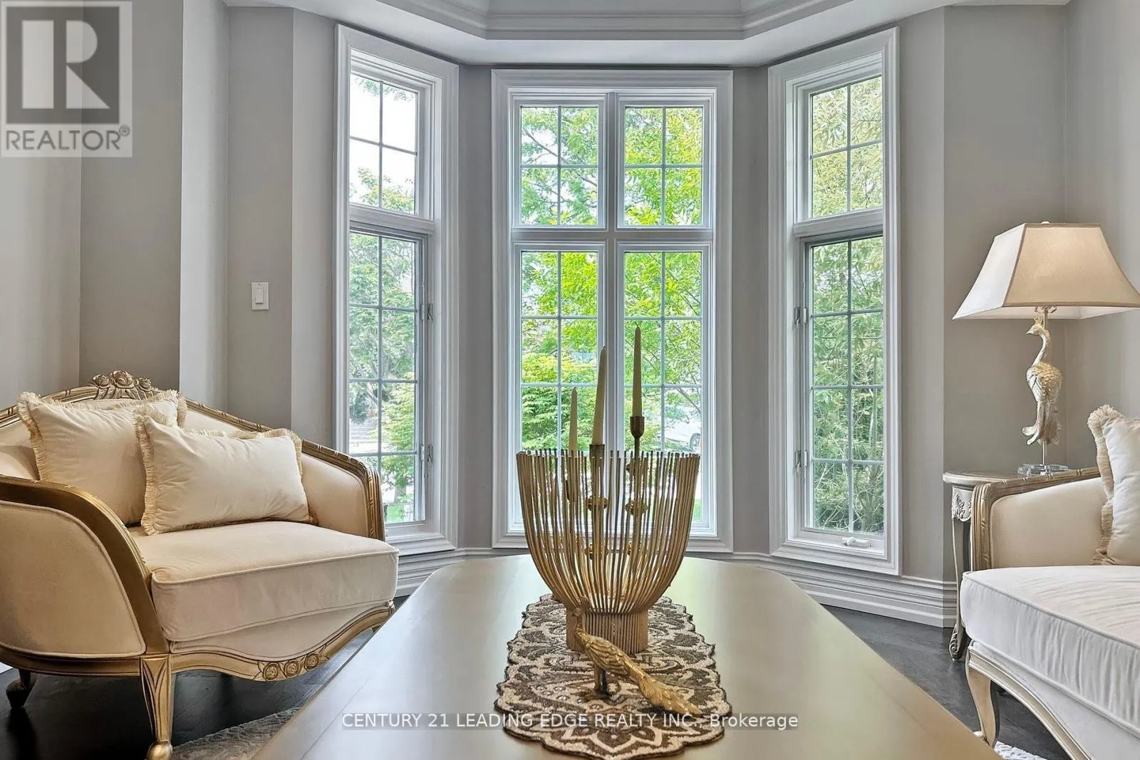 10 ROBERSON DRIVE